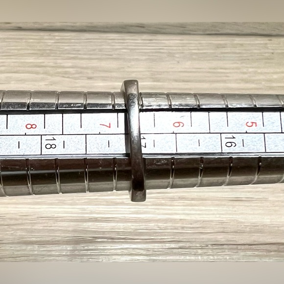 Vintage Designer Signed Sterling Silver Sapphire & Diamond Heart Ring, Size 6.5 - Picture 10 of 10